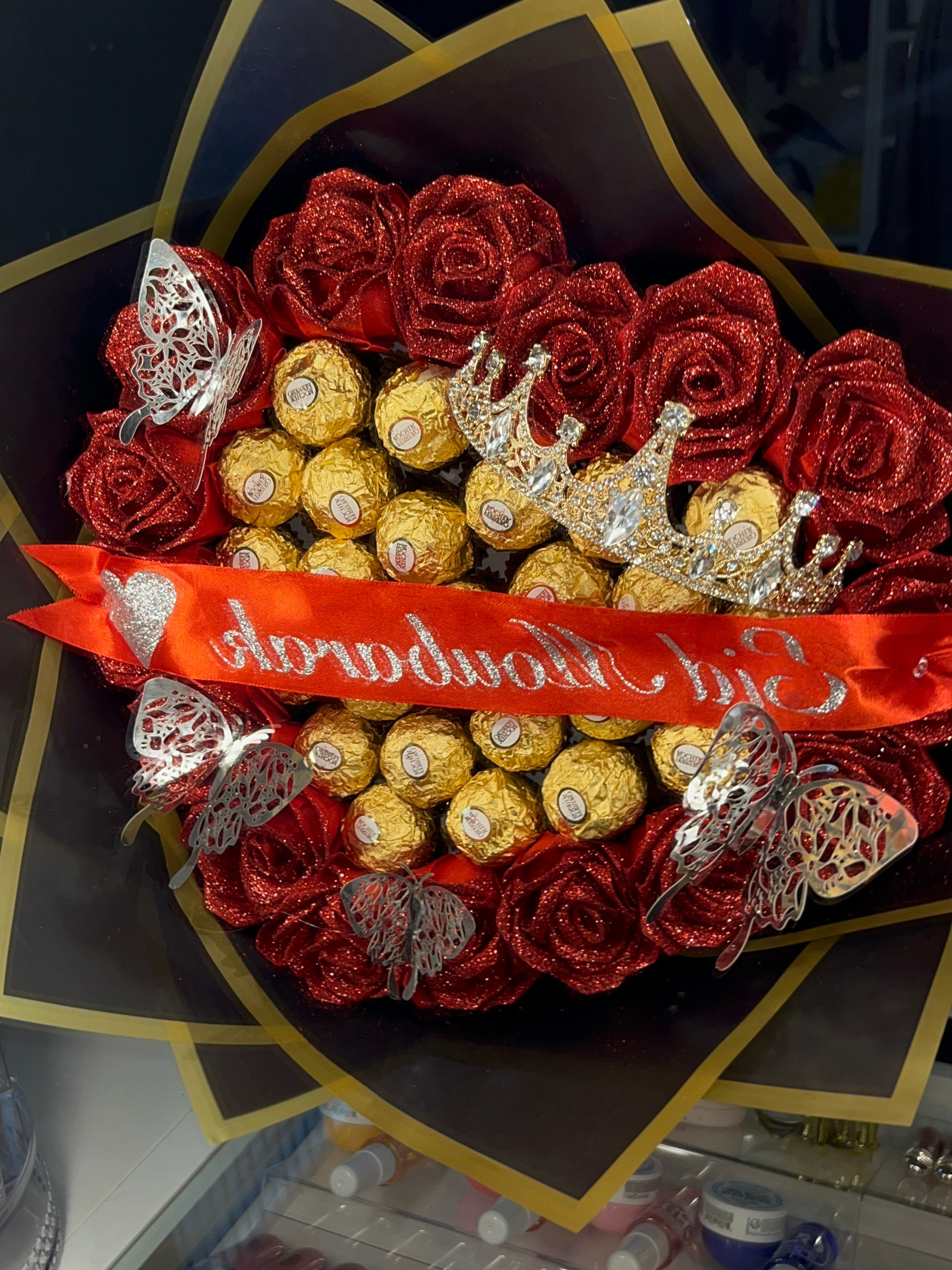 Bouquet Ferrero Rocher avec banderole personnalisée