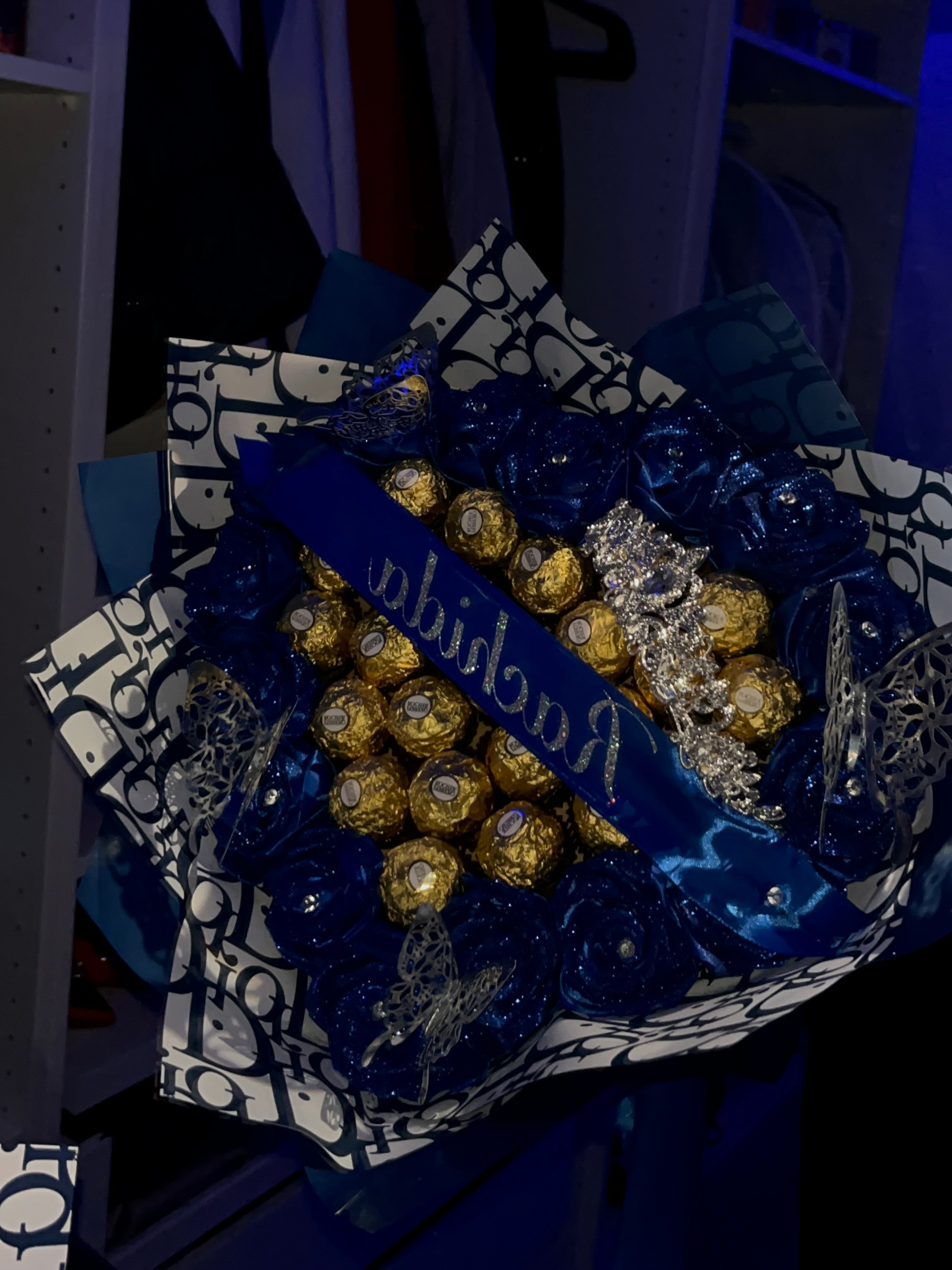 Bouquet Ferrero Rocher avec banderole personnalisée